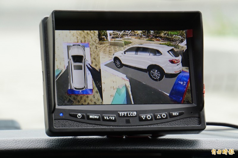 雲科大老師開發汽車先進駕駛輔助系統，具市場競爭力，AVM系統可提供車身環景影像，呈現俯視與任何視角的整車高解析度影像。